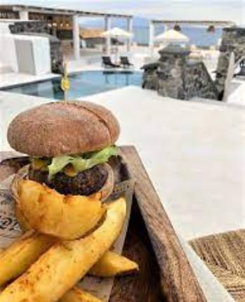 Oia Santorini Irida place Greek food